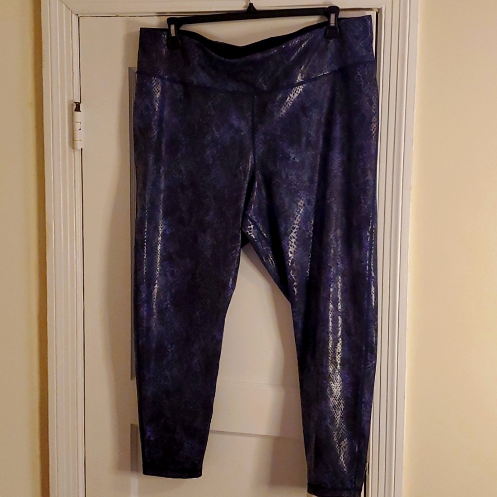 Athletic leggings